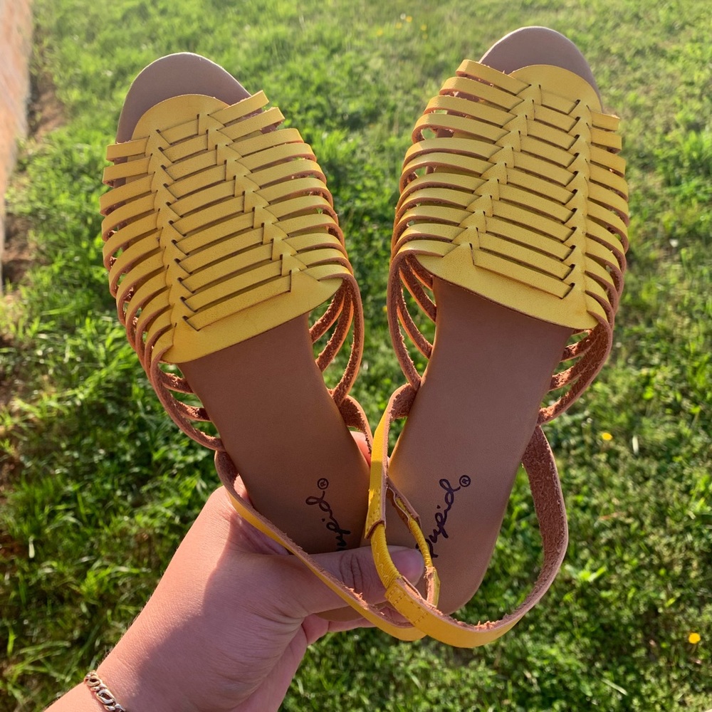 Qupid sandals